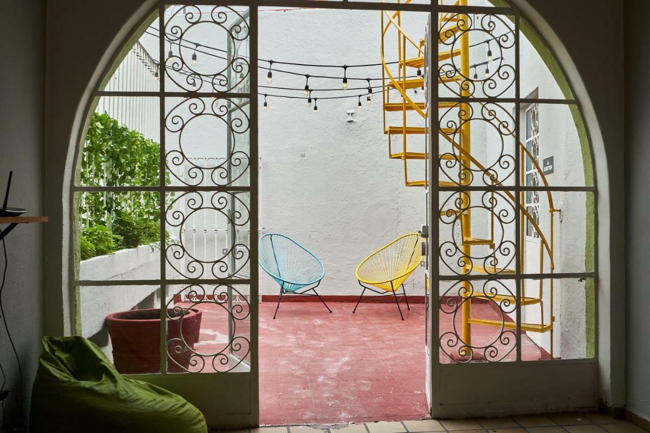 Hostal Americana Guadalajara Exterior photo